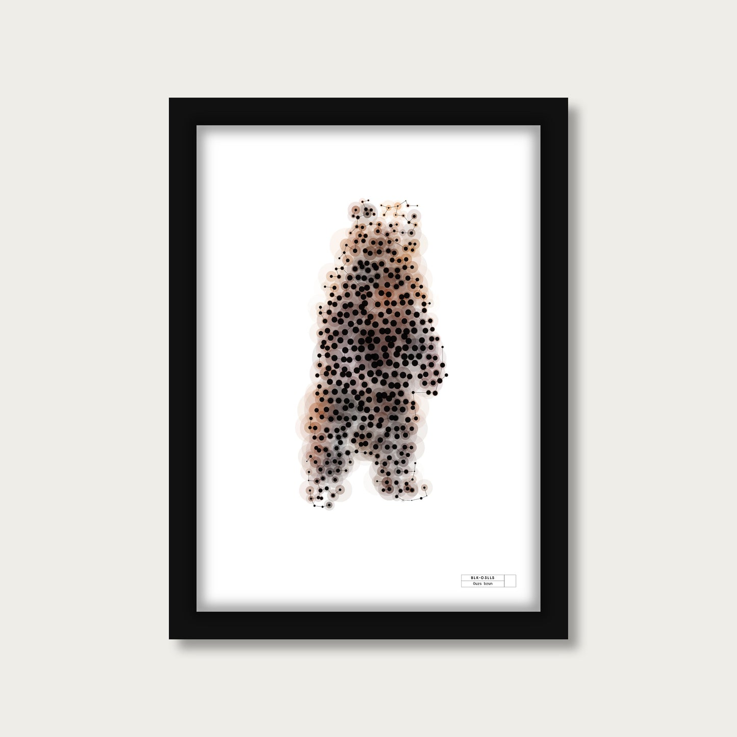BLK-C3LLS-Ours-Brun - mockup cadre